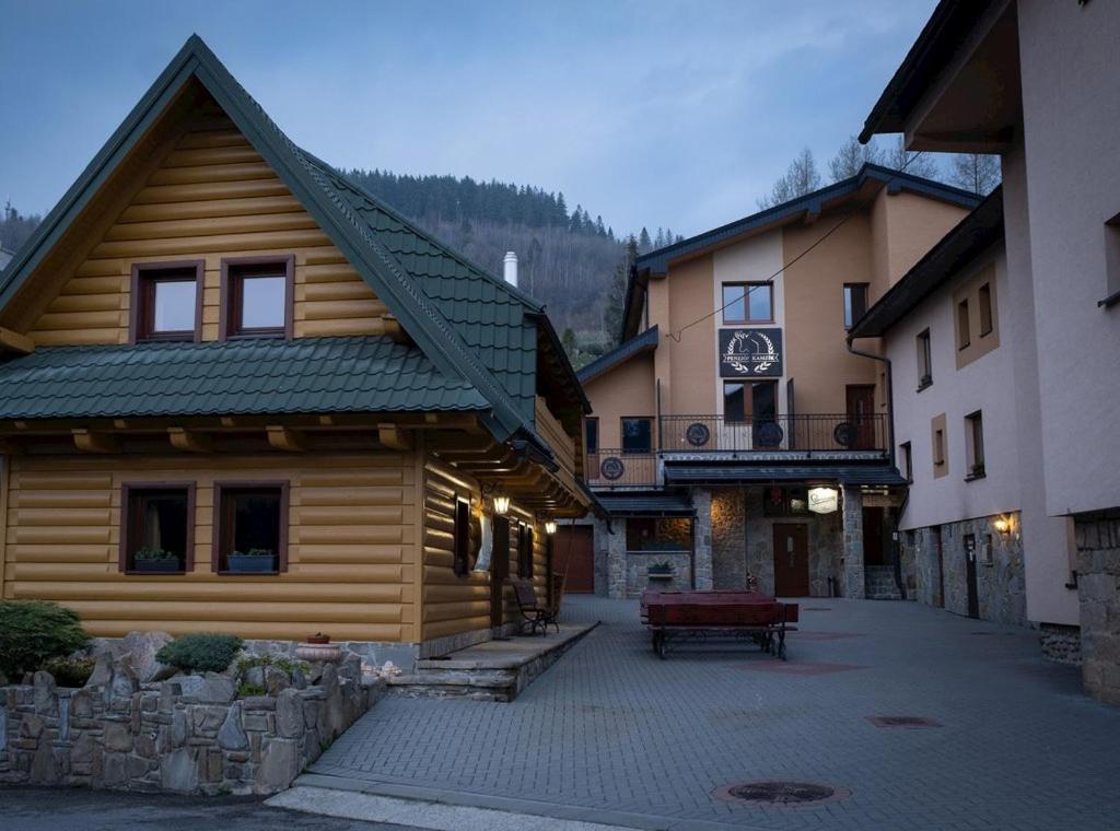 Penzion Kamzik A Drevenica Habovka Exterior photo
